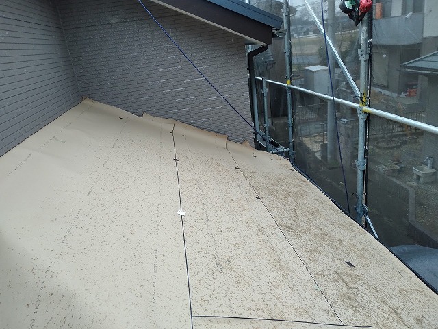 スーパーガルテクト　屋根カバー工事